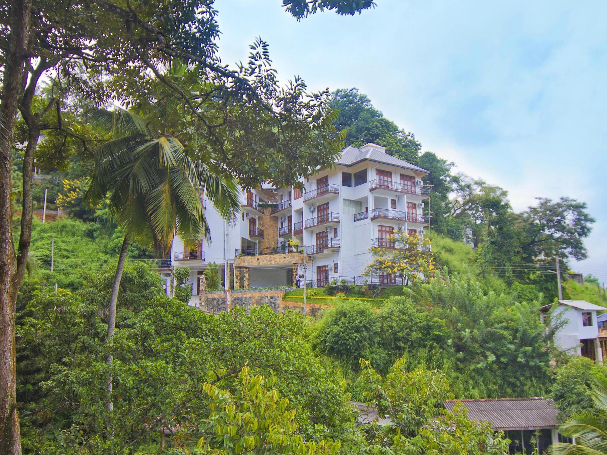 Serene Grand Villa Kandy Exterior photo